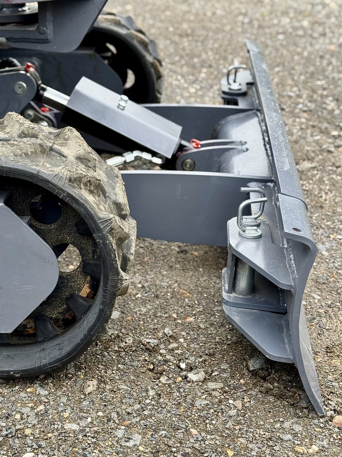 AM10 1.0T Mini Excavator - photo 3
