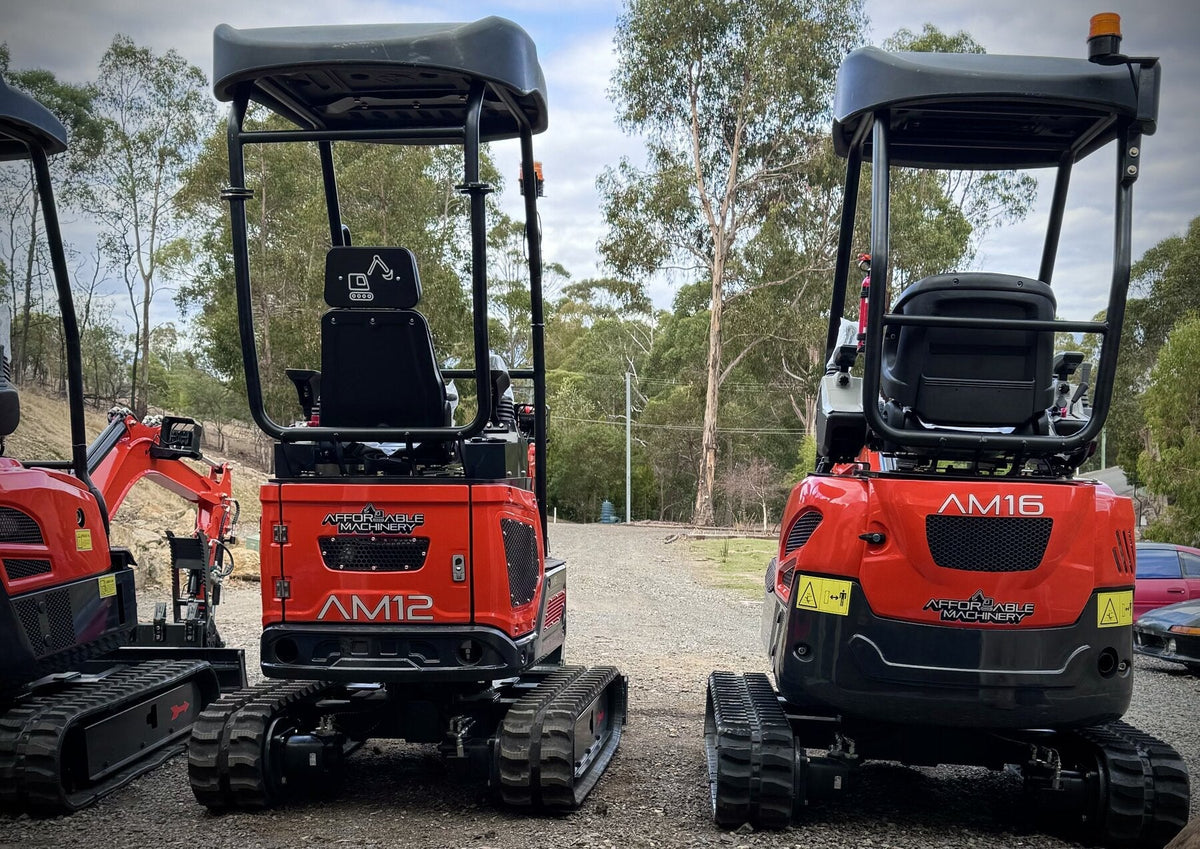 AM12 1.2T Mini Excavator - photo 4
