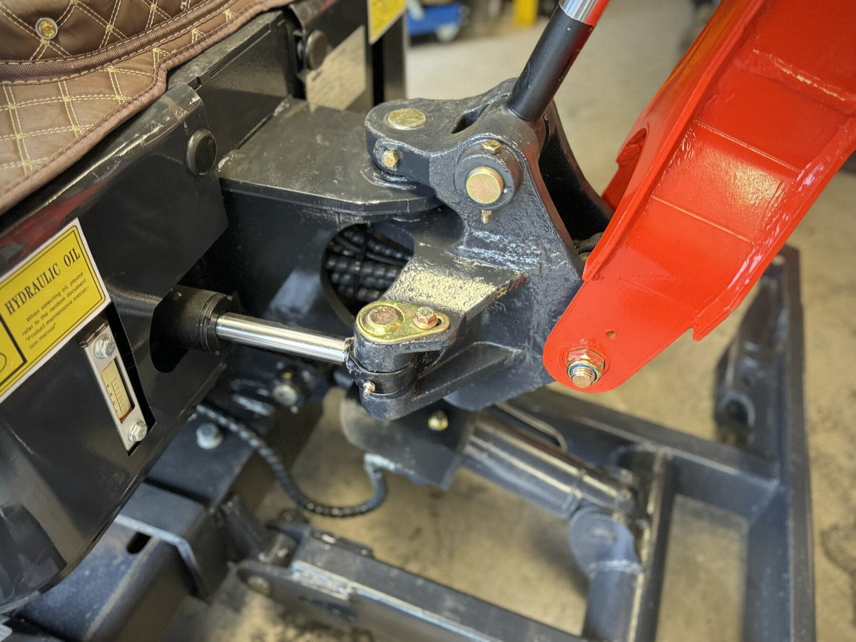 AM12 1.2T Mini Excavator - photo 20