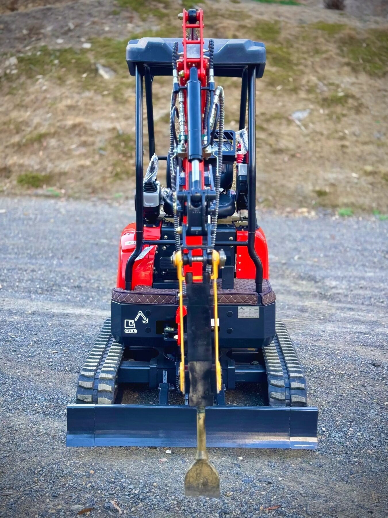 AM16 1.6T Mini Excavator - photo 6
